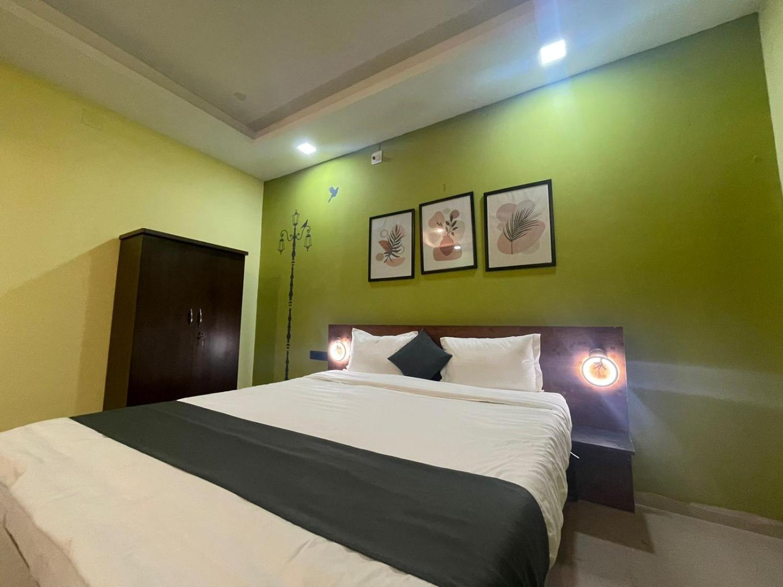 Emerald Euphoria The Luxury Stay Near Infocity Best Seller Bhubaneswar Dış mekan fotoğraf